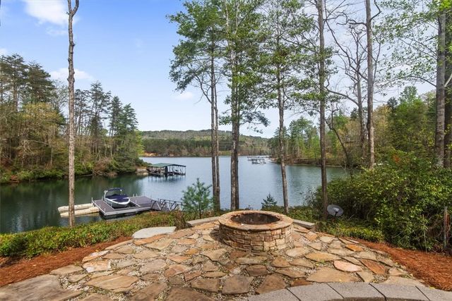 134 Teaberry Lane, Sunset, SC 29685