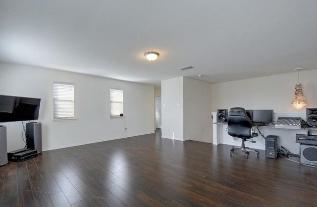 900 Oatmeal DR, Pflugerville, TX 78660