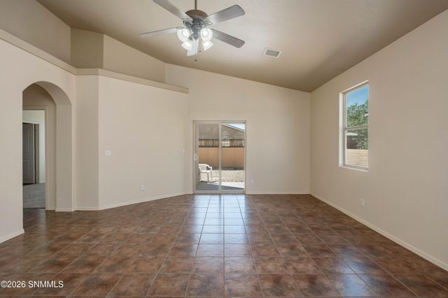 2831 La Union Court, Las Cruces, NM 88007