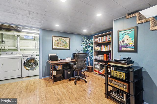 1707 LINCOLN DR, Camp Hill, PA 17011