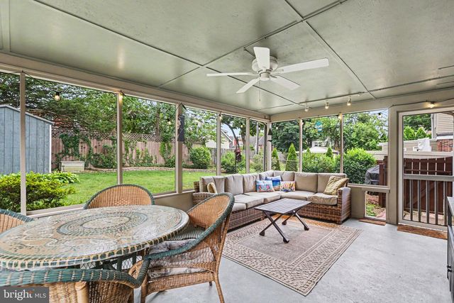 1707 LINCOLN DR, Camp Hill, PA 17011