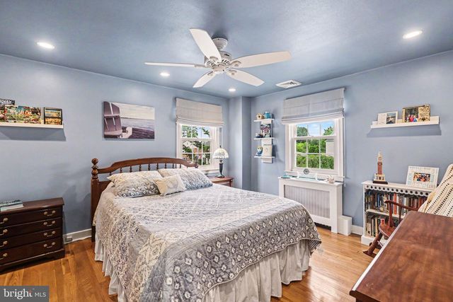 1707 LINCOLN DR, Camp Hill, PA 17011