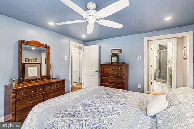 1707 LINCOLN DR, Camp Hill, PA 17011
