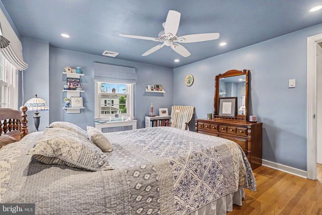 1707 LINCOLN DR, Camp Hill, PA 17011