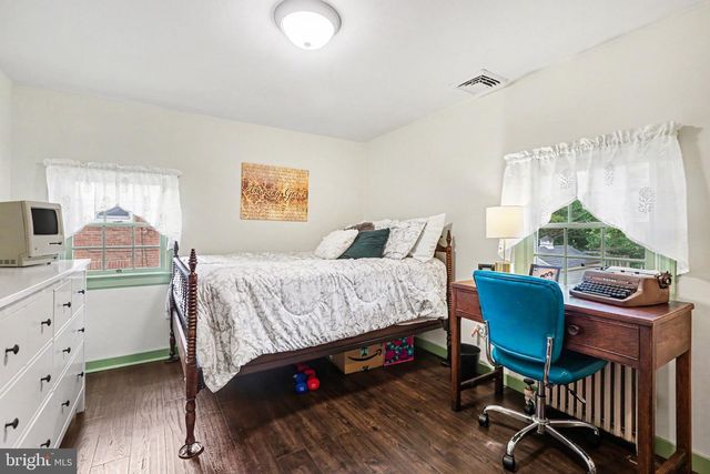 1707 LINCOLN DR, Camp Hill, PA 17011