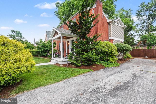 1707 LINCOLN DR, Camp Hill, PA 17011