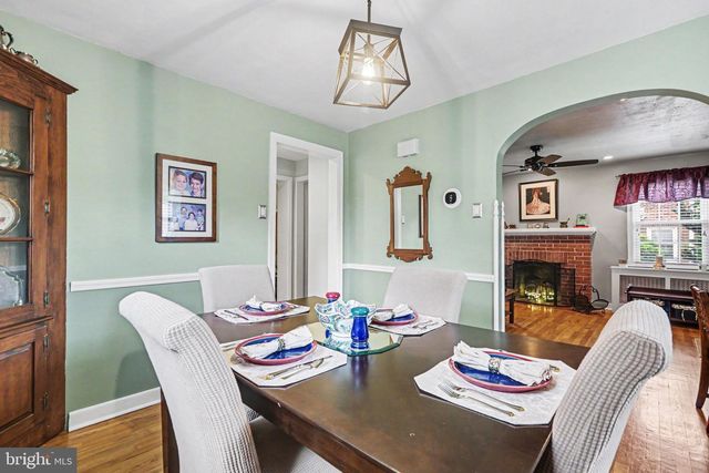 1707 LINCOLN DR, Camp Hill, PA 17011