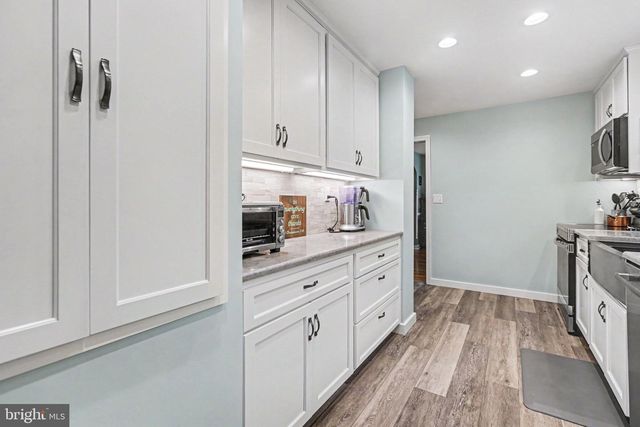 1707 LINCOLN DR, Camp Hill, PA 17011