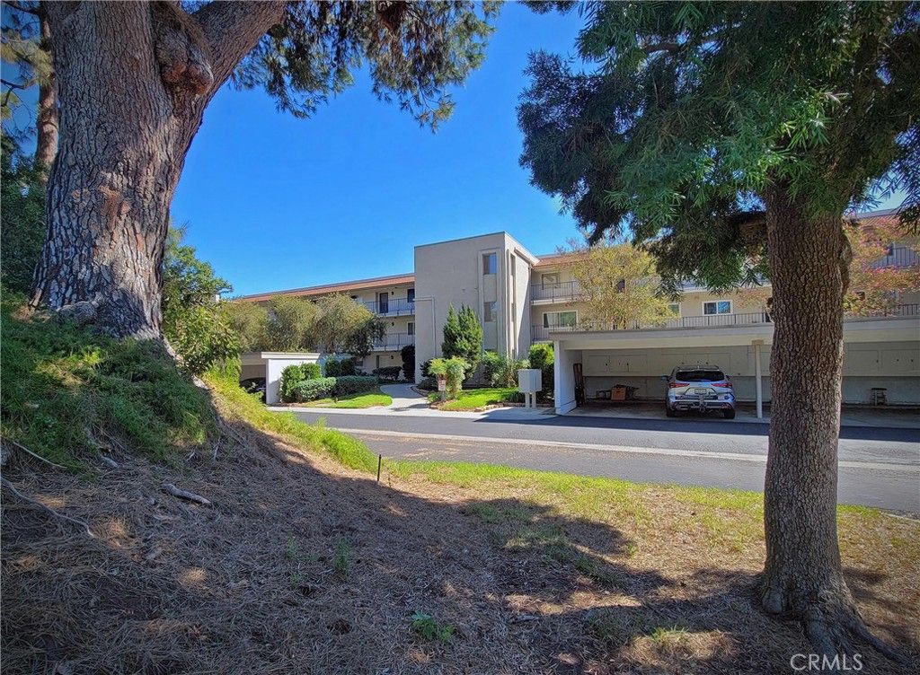 3337 Punta Alta 1C, Laguna Woods, CA 92637 — exterior
