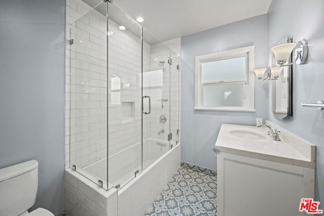 1453 S Durango Avenue, Los Angeles, CA 90035