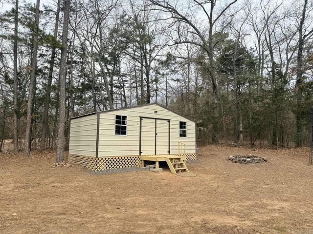 1381 E Hwy 330, Clinton, AR 72031