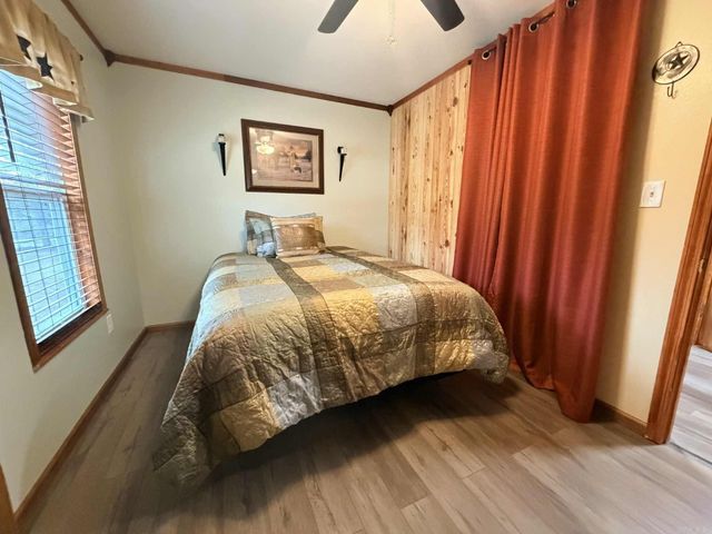 1381 E Hwy 330, Clinton, AR 72031