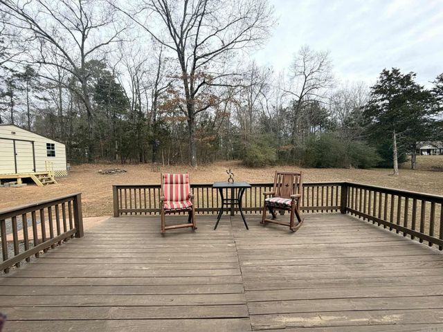 1381 E Hwy 330, Clinton, AR 72031