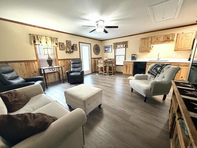 1381 E Hwy 330, Clinton, AR 72031