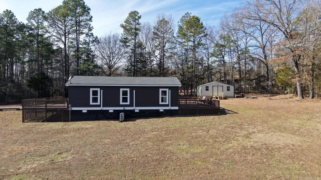 1381 E Hwy 330, Clinton, AR 72031