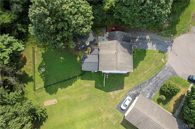 103 Oakridge Circle, Geddes, NY 13209