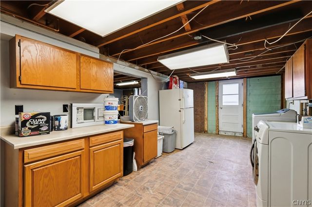 103 Oakridge Circle, Geddes, NY 13209