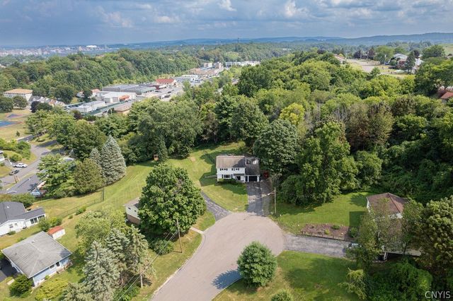 103 Oakridge Circle, Geddes, NY 13209