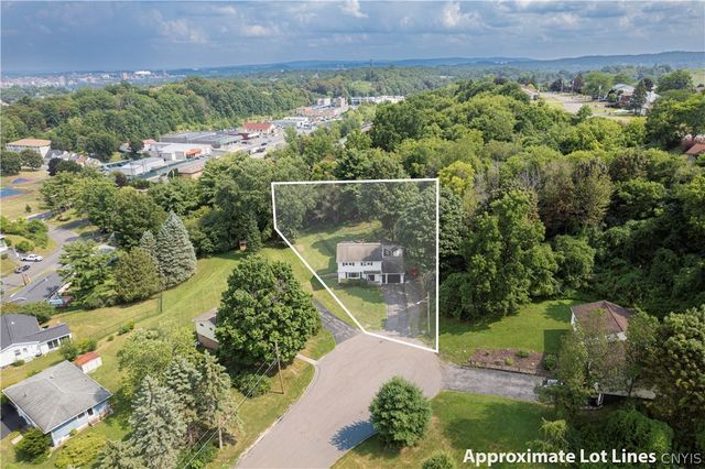 103 Oakridge Circle, Geddes, NY 13209