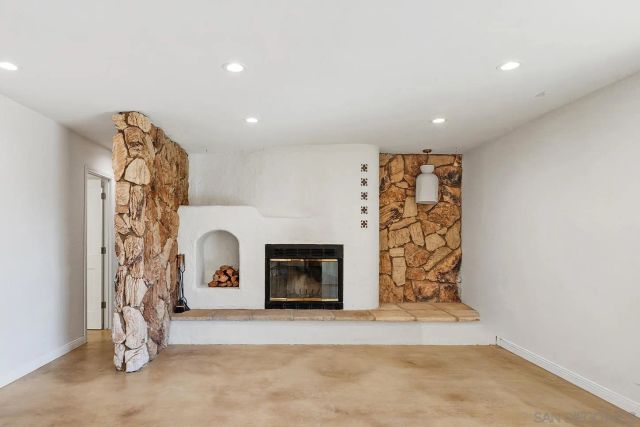 32337 Calle Codorniz, Valley Center, CA 92082