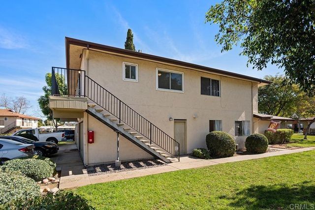 9842 Mission Greens 4, Santee, CA 92071