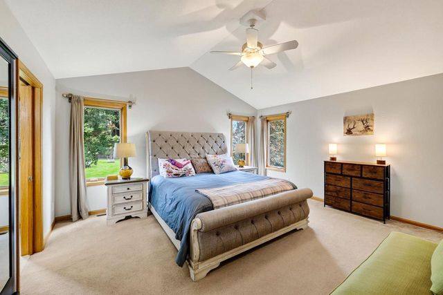 647 Grandview Drive, Sun Prairie, WI 53590
