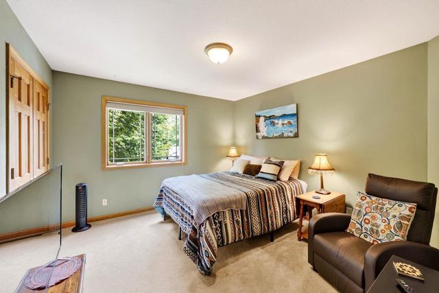 647 Grandview Drive, Sun Prairie, WI 53590