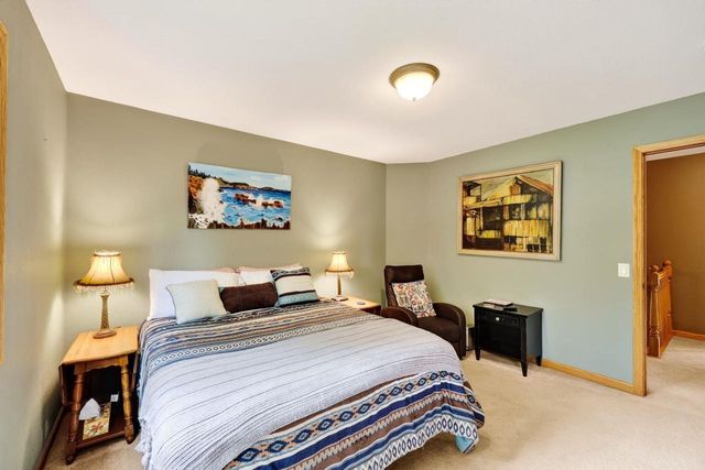 647 Grandview Drive, Sun Prairie, WI 53590
