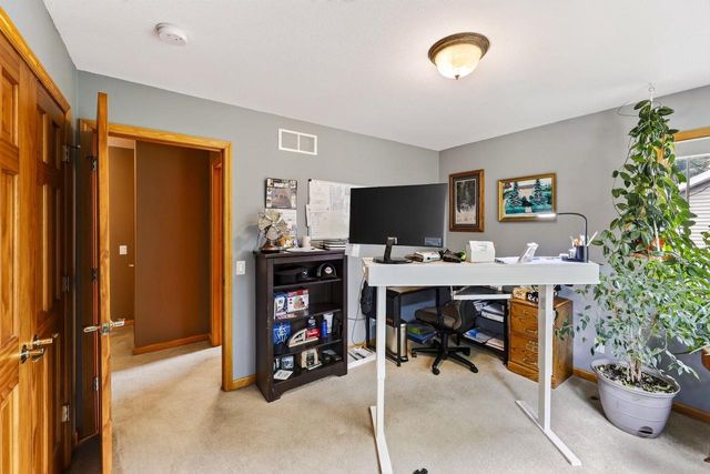 647 Grandview Drive, Sun Prairie, WI 53590