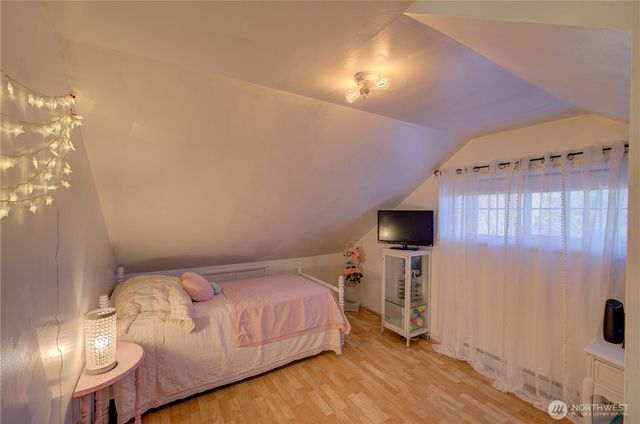 4200 N Place, Seaview, WA 98644