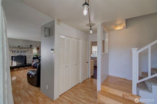 4200 N Place, Seaview, WA 98644