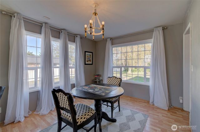 4200 N Place, Seaview, WA 98644