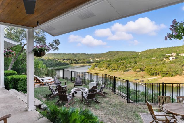 11103 Lakeside DR, Jonestown, TX 78645