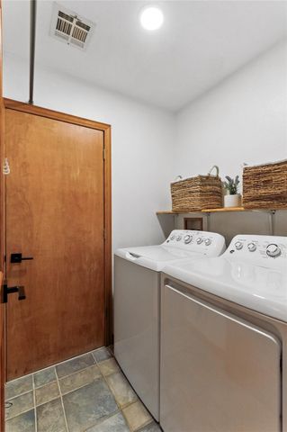 11103 Lakeside DR, Jonestown, TX 78645