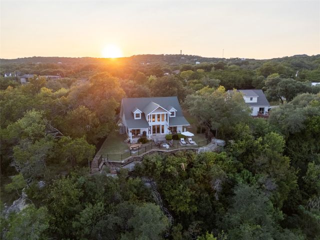 11103 Lakeside DR, Jonestown, TX 78645