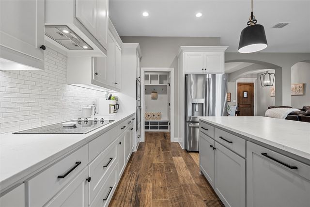 5525 Black Horse Court, Waco, TX 76708