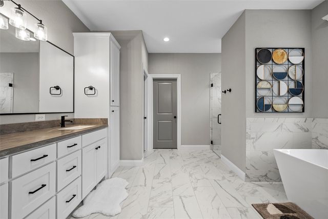 5525 Black Horse Court, Waco, TX 76708