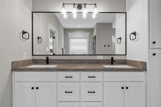 5525 Black Horse Court, Waco, TX 76708