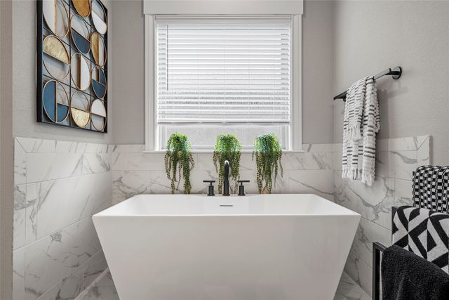 5525 Black Horse Court, Waco, TX 76708