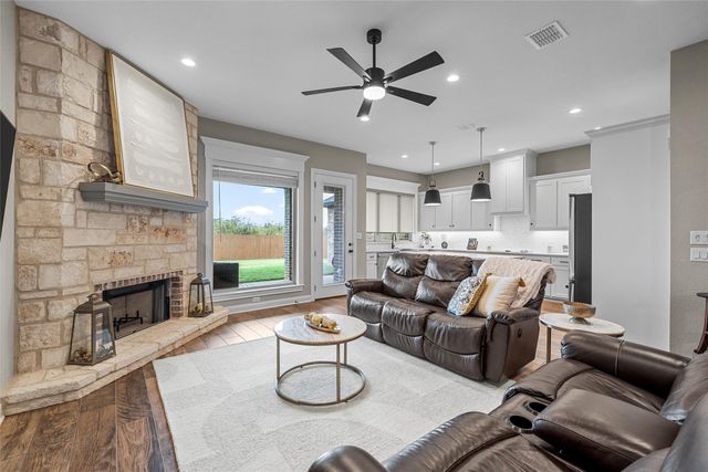 5525 Black Horse Court, Waco, TX 76708