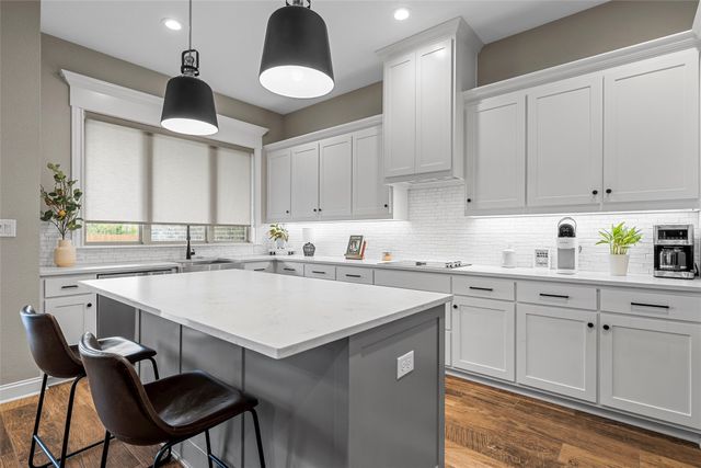 5525 Black Horse Court, Waco, TX 76708