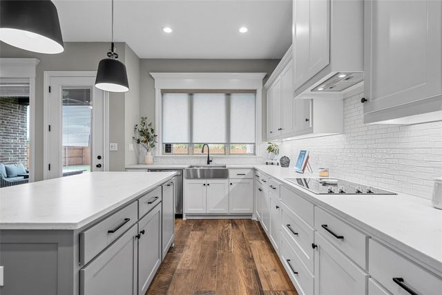 5525 Black Horse Court, Waco, TX 76708