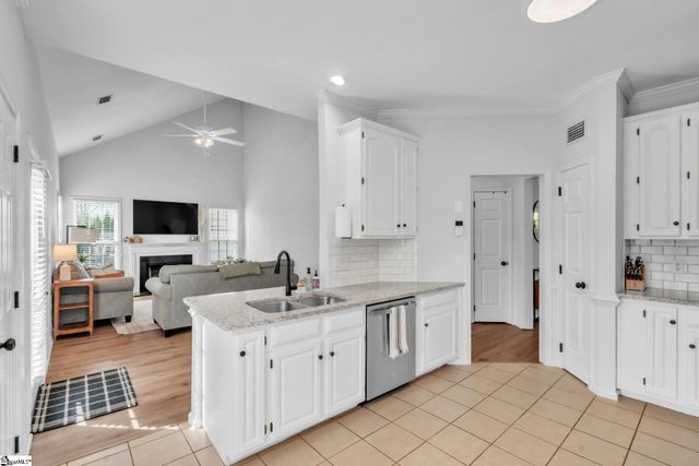 417 Roberts Road, Taylors, SC 29687