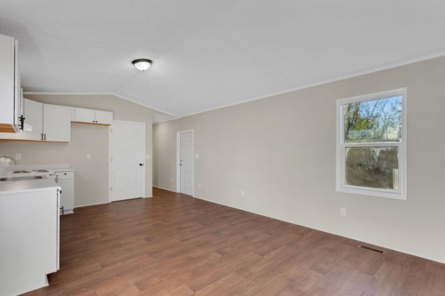 550 Draymont Drive, Spartanburg, SC 29303