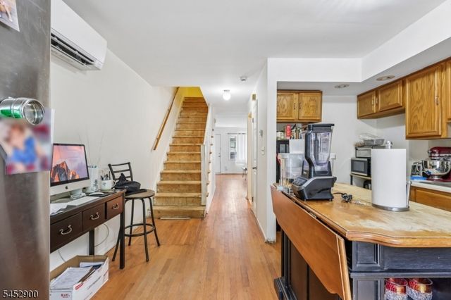 22 Hecker St 22, Newark City, NJ 07103