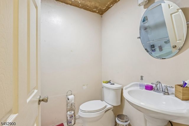 22 Hecker St 22, Newark City, NJ 07103