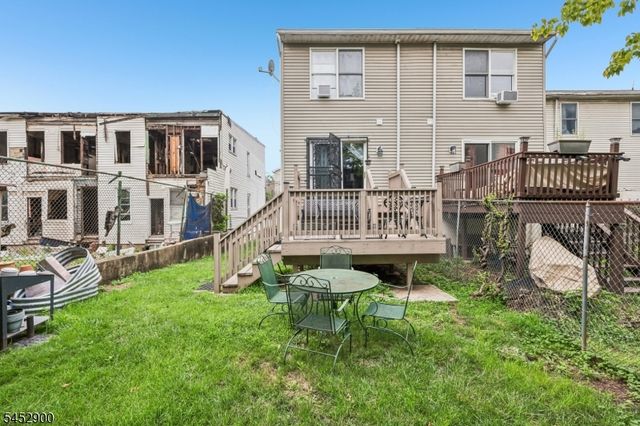22 Hecker St 22, Newark City, NJ 07103