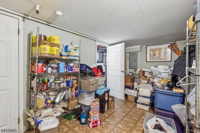 22 Hecker St 22, Newark City, NJ 07103