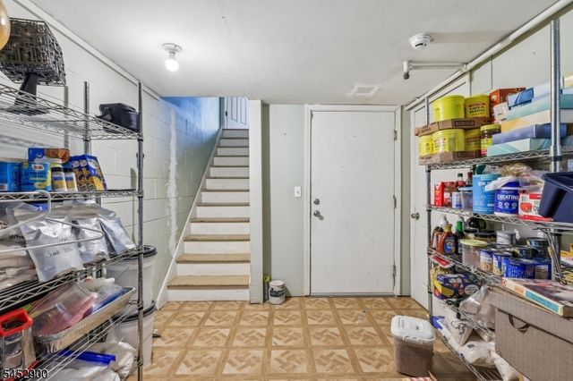 22 Hecker St 22, Newark City, NJ 07103