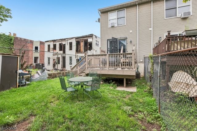 22 Hecker St 22, Newark City, NJ 07103